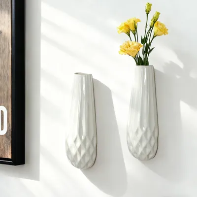 Productafbeelding van Omgoods - Set van 2 Witte Keramische Wandvazen voor Bloemen