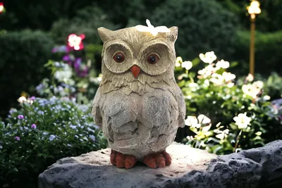 Produktbild von Gartenfigur Eule mit Solarbeleuchtung 35 cm Steinoptik Gartendekoration Solarleuchte Grau Kunststein