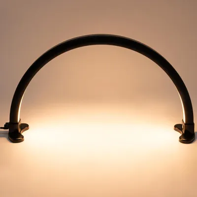 Zdjęcie produktu dla Półksiężycowa lampa biurkowa LED czarna z regulacją do manicure paznokci