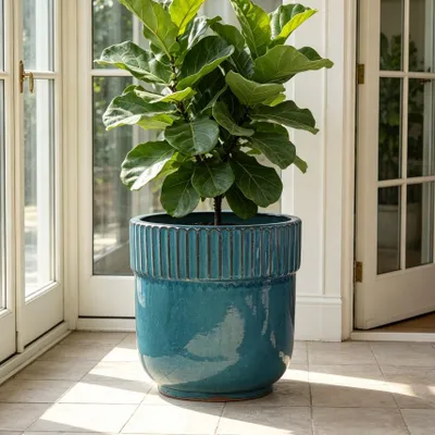 Produktbild von Keramik-Pflanztopf Ø38cm, Hochglanz, Rillenleiste, atmungsaktiv, frostsicher, Ablauflöcher. Teal