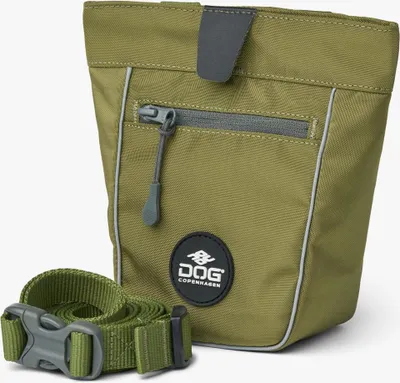 Produktbild von Dog Copenhagen Treat Bag Go Explore Hunting Green One Size