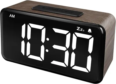 Image de Réveil numérique LED avec écran de 5,9 pouces, 5 niveaux de luminosité, fonction snooze, 2 niveaux de volume, alimentation par USB, design en bois