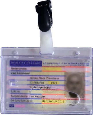Zdjęcie produktu dla pavo 8046867 pavo Namensschild, z klipsem, 54 x 86 mm, przezroczysty
