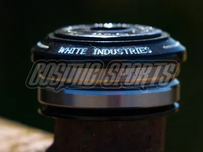 Produktbild von White Industries Tapered Steuersatz, 1 1/8"-1.5", IS41/28.6 | IS52/40, black