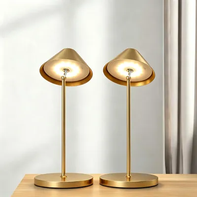 Immagine prodotto di Set da 2 lampade da tavolo a LED ricaricabili - Lampada da comodino magnetica romantica, luce d'atmosfera, luce decorativa senza fili per balconi, ristoranti e regali