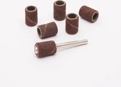 Produktbild von Schleifbandset – 6 Schleifrollen 1/4 Zoll mit Klemmstift Ø 3,1 mm – Max. 28.000 U/min – Geeignet für Midi 10362 und Maxi 10363 Plattenbohrmaschinen – Schleifset für Präzisionsarbeiten – Verkaufseinheit: 1 Set [10125-09]