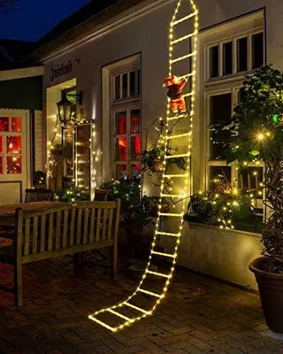Productafbeelding van LED-kerstverlichting met een klimmende figuur - 3 meter kabel met timer