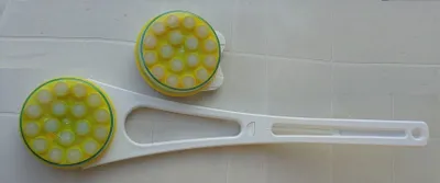 Produktbild von Eincremehilfe Exclusivemodell Gabelgriff Hydas Rückencremer Massage weiß / gelb Reise