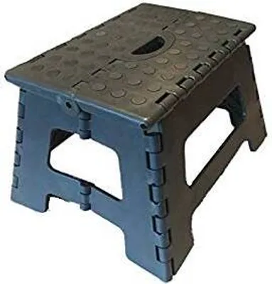 Produktbild von SBS Tritthocker GRAU - bis 150 kg - tragbar rutschfest platzsparend Tritt Klapphocker Klapptritt Faltbar Tritthocker