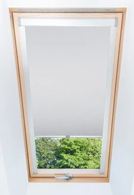 Produktbild von Dachfensterrollo Thermo verdunkelnd passend für Velux 043 (Baujahr 1972-2022) Hellgrau