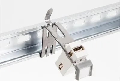 Produktbild von Delock Keystone Halterung mit Beschriftungsfeld 1 Port für Hutschiene Metall