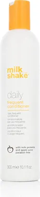 Produktbild von milk_shake Daily Frequent Conditioner, 300 ml, pflegend, für normales oder trockenes Haar, mit Milchproteinen und Apfelfruchtsaft, täglich