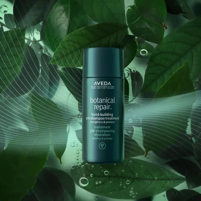 Produktbild von Aveda Botanical Repair Bond-Building Pre-Shampoo Treatment 150ml
