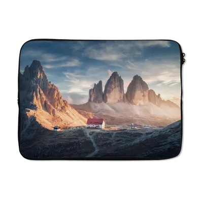 Produktbild von MuchoWow® Laptop Hülle 13 Zoll Haus - Berge - Landschaft Laptoptasche - Laptophülle - Sleeve - Rundumschutz