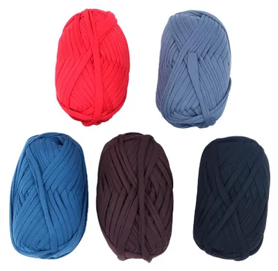 5 Acrylgarnknäuel, je 30 m, bunt für Häkel- und Strickprojekte