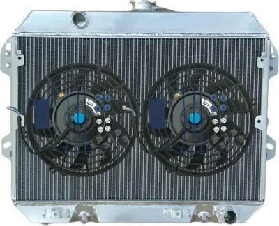 Obrázok produktu pre Hliníkový radiátor, rozmery jadra 16-1/2" V x 23-3/4" Š, celkové rozmery 23" V x 26-3/4" Š, horné pripojenie 1-1/2", spodné pripojenie 1-1/2"