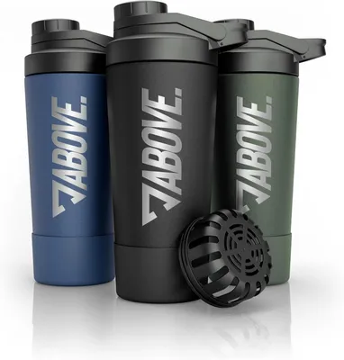 Produktbild von ABOVE. Protein Shaker Edelstahl 750ml – BPA-frei & isolierend: hält Shakes 12H eiskalt – integrierte Skala & 100% auslaufsicherer Deckel