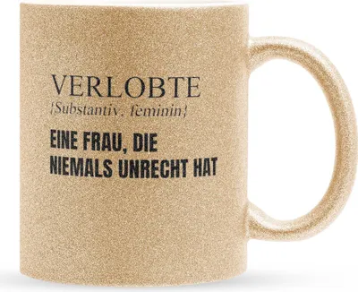 Produktbild von 22Feels Glitzertasse Gold Verlobte Geschenk Frauen Verlobung Bekannt Geben Für Sie Bride To Be Spruch Heiraten Kaffeetasse Geburtstag Weihnachten Geschenkidee Bürotasse