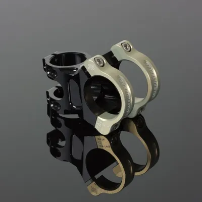 Zdjęcie produktu dla Zacisk widelca RENTHAL Apex z mocowaniem kierownicy - offset 50 mm
