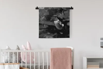 Produktbild von MuchoWow® Wandteppich Wandbehang Kolibri zwischen rosa Blumen und Schmetterlingen - schwarz und weiß 60x60 cm Tapisserie Dekoration Wandtuch - Dekorationen - Wand Decke