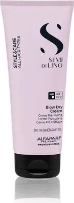 Produktbild von Alfaparf Milano Semi Di Lino Style & Care Blow Dry Cream Stylingcreme für Wärmestyling der Haare 200 ml