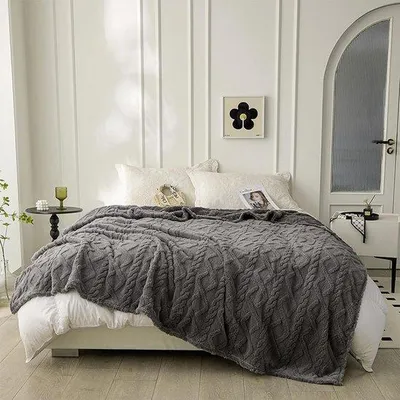 Zdjęcie produktu dla Unyqoos® Kocyk do przytulania, 150 x 200 cm – dwustronny koc z polaru/materiału przypominającego wełnę, wykonany z poliestru, ciepły i puszysty, idealny do sofy i łóżka, w ciemnoszarym kolorze