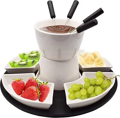 Zdjęcie produktu dla Zestaw do fondue – podstawowe informacje / fondue czekoladowe oraz fondue z oliwą lub serem, zestaw do fondue. Jednorazowe przybory do fondue