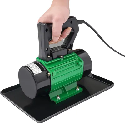 Produktbild von Betonvibrator, 250W Leistung, 3500 U/min Geschwindigkeit, langlebige Konstruktion, leiser Betrieb, leichtes Design