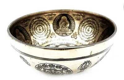Imagen del producto de Cuenco Tibetano Curativo Grabado - 21cm - 5 Budas