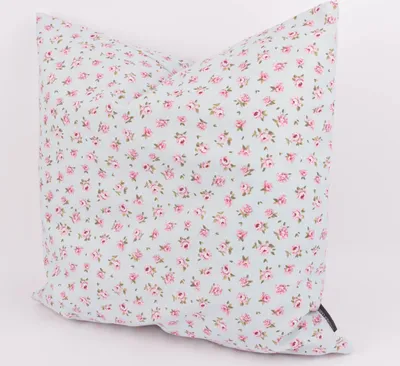 Produktbild von Kissenhülle Classic Little Rose hellblau div. Größen SCHÖNER LEBEN Größe 40x40cm (HxB) 40x40cm (HxB) Größe
