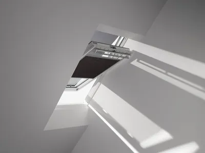 Produktbild von VELUX Vorteils-Set Hitzeschutz-Markise transparent schwarz und Wabenplissee Faltstore schwarz FOP S06 1047S