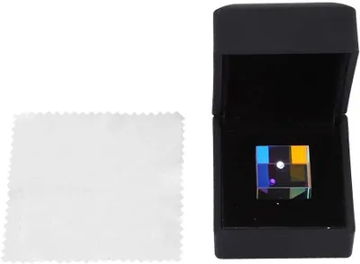 Productafbeelding van Prisma optisch kristalglas 23 camera's en afbeeldingen - 23 x 23 mm Prisma van glas Gevlekt van RGB