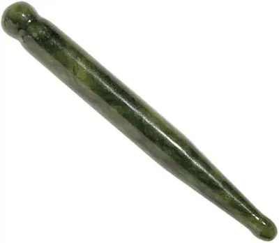 Zdjęcie produktu dla Jadeitowy Masażer Punktowy do Twarzy Ciała Akupresura Zielony 11 cm