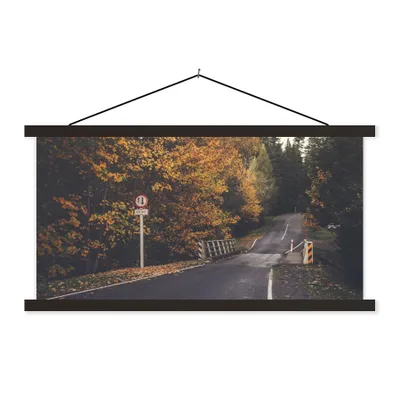 Produktbild von MuchoWow® Textilposter Bäume - Straße - Herbst 60x30 cm mit schwarzem Rahmen - Textilien