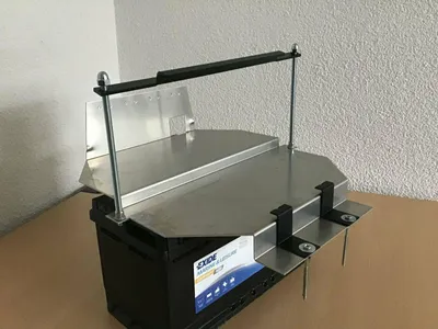 Immagine prodotto di Portabatterie con staffa - adatto anche per 2 batterie