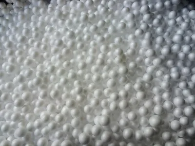 Obrázek produktu pro Polystyrenové EPS kuličky mix 3-6 mm 1l , nejen do sedacích vaků / 1l