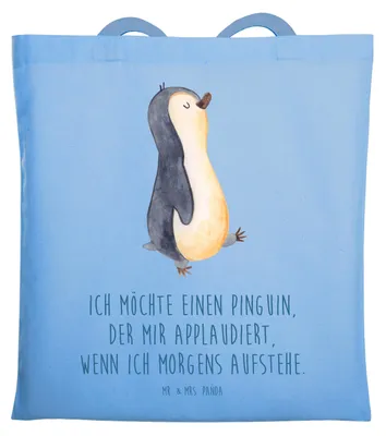 Produktbild von Mr. & Mrs. Panda Beutel Pinguin marschieren - Sky Blue - Geschenk, Aufstehen, Schwester, Familie, Pinguine, Uni Tasche, Alltagstasche, Unausgeschlafen, Langschläfer