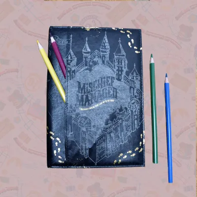 Obrázek produktu pro Harry Potter Kapesní zápisník Magical Locations DPL6