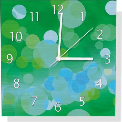 Produktbild von Wallario Design Wanduhr Grüne und blaue Kreise - harmonisches Muster aus Aluverbund, Größe 30 x 30 cm
