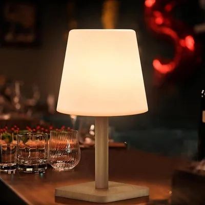 Image de Lampe de table rechargeable - Lampe de table sans fil - Moderne - Lampe de bureau - Haut de gamme