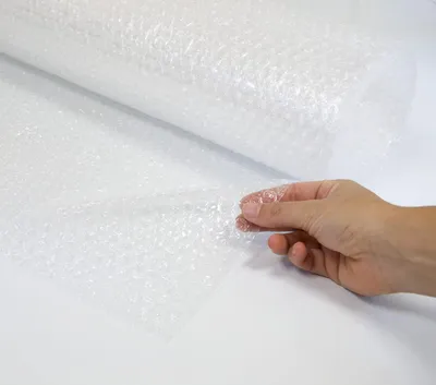 Produktbild von Luftpolsterfolie zum Verpacken und Umziehen - Noppenfolie für Kartons - 100 cm x 25 m