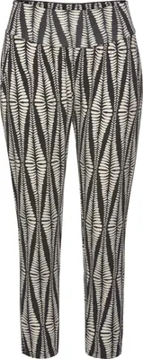 Produktbild von LASCANA 7/8-Strandhose aus leichtem Viskosejersey schwarz-sand-bedruckt Größe 46