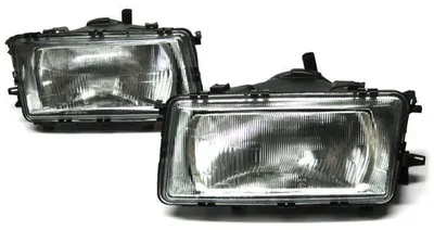 Zdjęcie produktu dla Główny reflektor (H4) lewy/prawy do Audi 80 B4 1990-1994