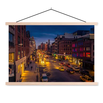 Produktbild von MuchoWow® Textilposter New York - Nacht - Taxi 120x80 cm mit holzfarbenen Rahmen - Aufhängeset
