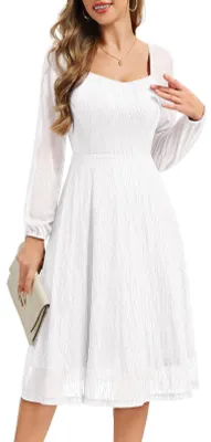 Image de Robe de cocktail vintage en dentelle, idéale pour les mariages et les fêtes