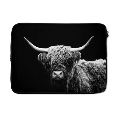 Produktbild von MuchoWow® Laptop Hülle 14 ZollSchottischer Highlander - Kuh - Schwarz - Weiß - Tiere Laptoptasche - Laptoptasche - Stoßsicher - Schutzhaube