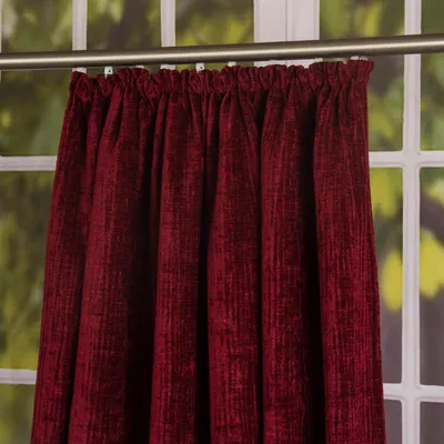 Produktbild von Thermo Chenille Fertigvorhang Kälteschutz Schallschutz Verdunkelung rot 145x245cm