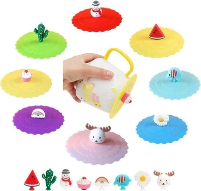 Productafbeelding van Ibenzoa® 8-delige set siliconen drinkdeksels, 10 cm – kleurrijke motieven (watermeloen, cactus, chrysant, regenboog, olifant, yeti, eland, ijs) voor keramiek, glas en roestvrij staal, luchtdicht en lekvrij