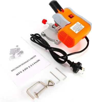 Obrázek produktu pro Mini pokosová pila 220V na dřevo kov mosaz 1/2" hloubka řezu Stolní pila 7800 ot/min 0-45 stupňů pokosu