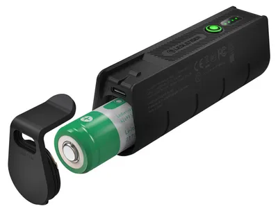 Productafbeelding van LED Lenser Powerbank 6-in-1, 4500mAh, laadindicator, IP65, inclusief batterij, LED Lenser POWERBANK FLEX 5